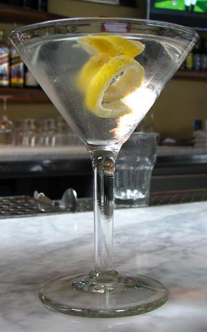 File:Martini Bianco.JPG - Wikipedia